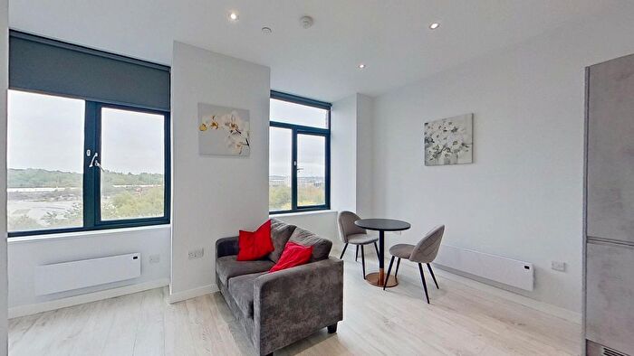 1 Bedroom Flat To Rent In Goodman Street, Leeds, LS10