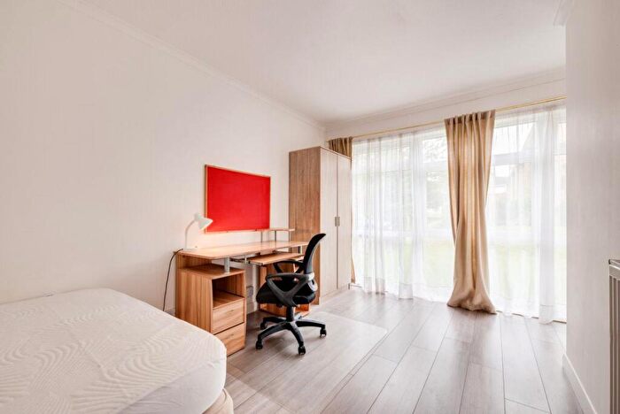 5 Bedroom House To Rent In Somner Close, Canterbury., CT2