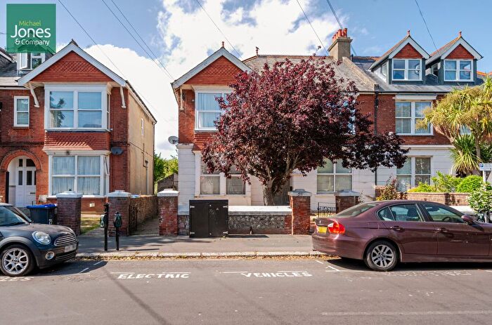 Studio To Rent In Church Walk, Worthing, West Sussex, BN11