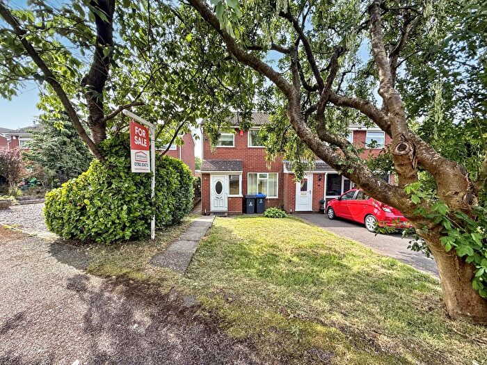 2 Bedroom Semi-Detached House For Sale In Chatsworth Drive, Werrington, Stoke-On-Trent, ST9