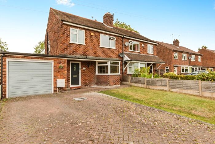 3 Bedroom Semi-Detached House For Sale In Manor Crescent, Knutsford, Cheshire, WA16