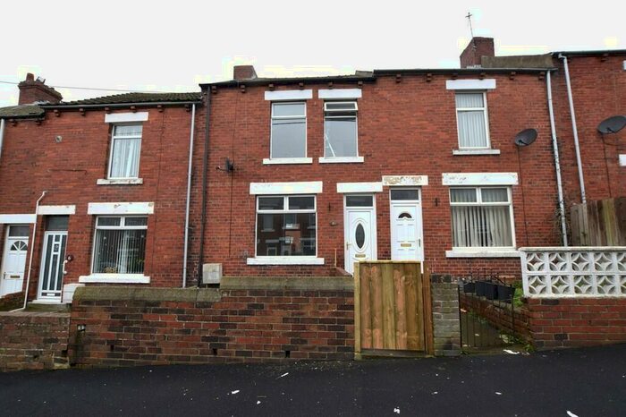 3 Bedroom Terraced House To Rent In School Terrace, South Moor, DH9