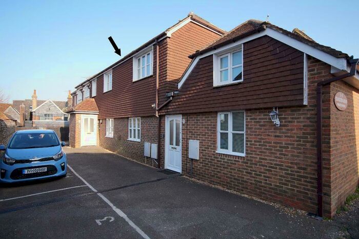 1 Bedroom Flat To Rent In Charlton Street, Steyning, West Sussex, BN44