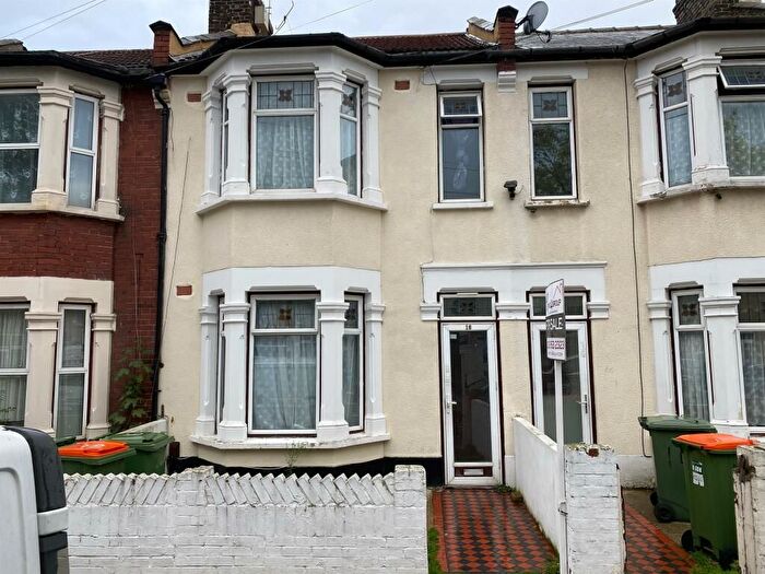 4 Bedroom Terraced House For Sale In Northfield Road, London, E6