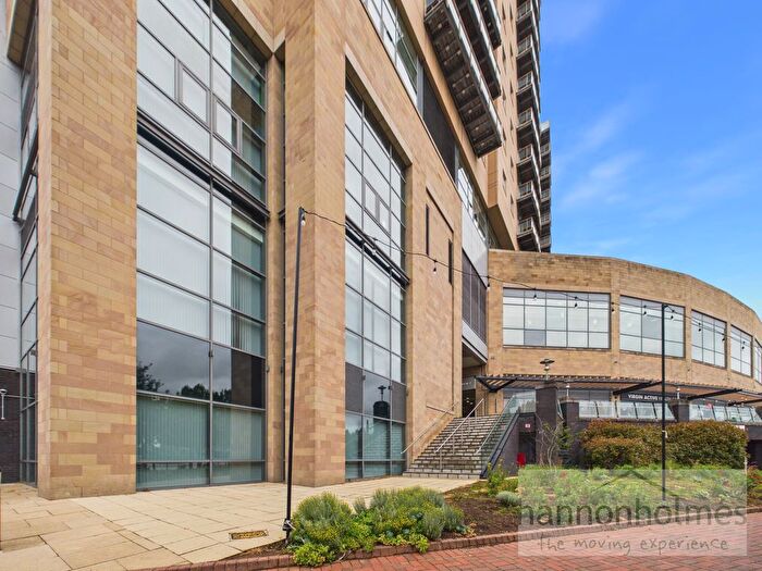 2 Bedroom Flat For Sale In The Quays, Salford, M50