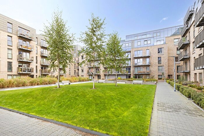 2 Bedroom Flat For Sale In (Flat ) Hughes Close, Canonmills, Edinburgh, EH7