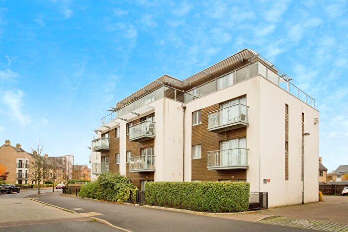 1 Bedroom Flat For Sale In Chieftain Way, Cambridge, CB4