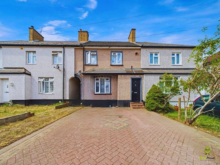3 Bedroom Terraced House For Sale In Emes Road, Erith, Kent, DA8