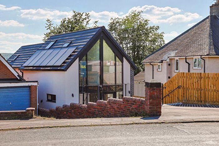 3 Bedroom Detached House For Sale In Brockwell Lane, Brockwell, Chesterfield, S40