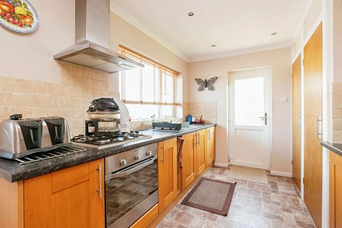 2 Bedroom Detached Bungalow For Sale In Cobald Road, Pevensey Bay, Pevensey, BN24