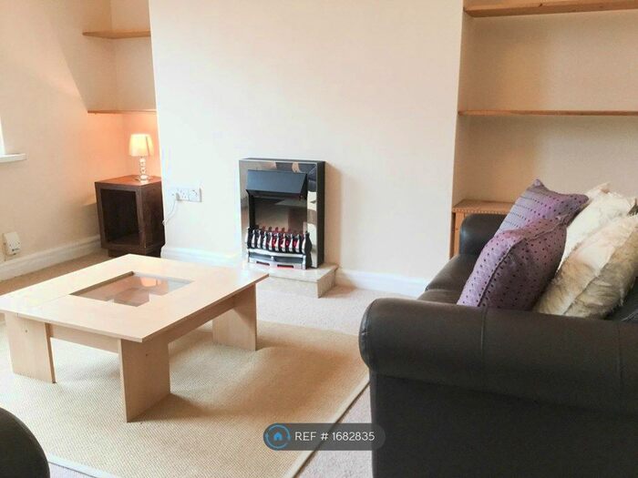 1 Bedroom Flat To Rent In Barrack Road, Newcastle Upon Tyne, NE4