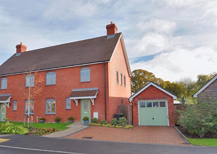 3 Bedroom Semi Detached House For Sale In Sutton View, Fontmell Magna, Shaftesbury, SP7