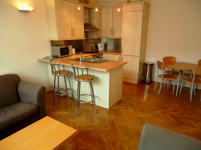 1 Bedroom Flat To Rent In Eastgate, Leeds, West Yorkshire, Uk, LS2