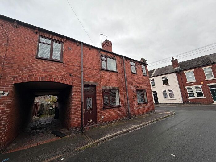 4 Bedroom Terraced House For Sale In Charles Street, Castleford, WF10