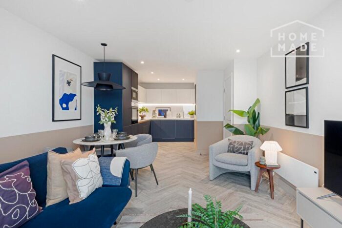 1 Bedroom Flat To Rent In Colliers Yard, M3