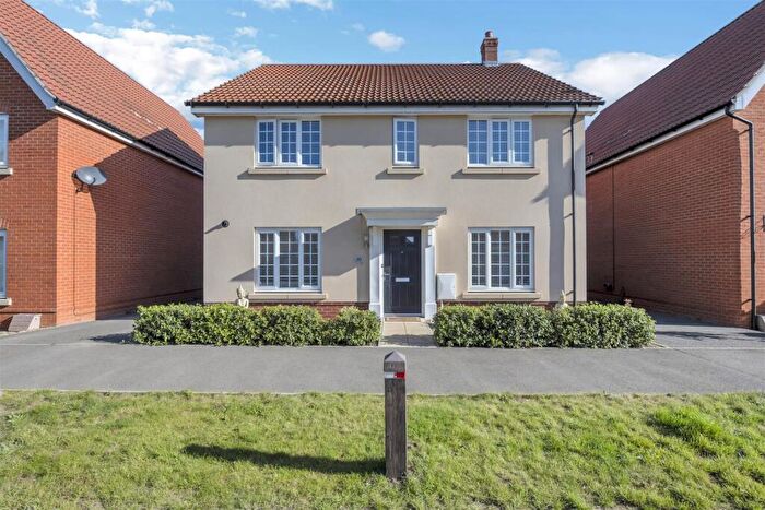 4 Bedroom Detached House For Sale In St. Edmunds Drive, Elmswell, Bury St. Edmunds, IP30