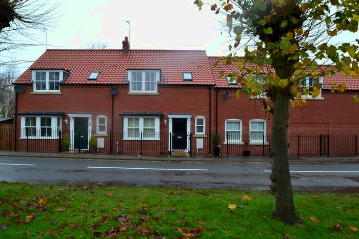 3 Bedroom Terraced House To Rent In The Green, Norfolk, NR29