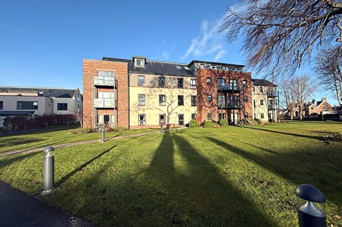 1 Bedroom Flat For Sale In Oakwood Court, Crown, Inverness., IV2