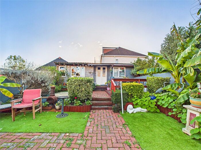 5 Bedroom Semi Detached House For Sale In Whitchurch Road, Bristol, BS13