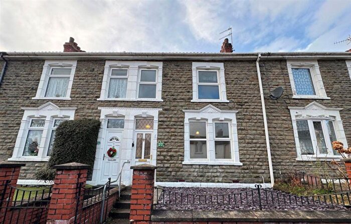 3 Bedroom Property To Rent In David Street, Blackwood, NP12