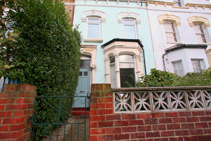 3 Bedroom Terraced House To Rent In Palatine Road, London, N16