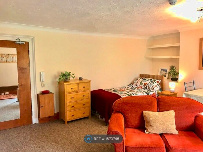 Studio To Rent In Phillack, Phillack, Hayle, TR27