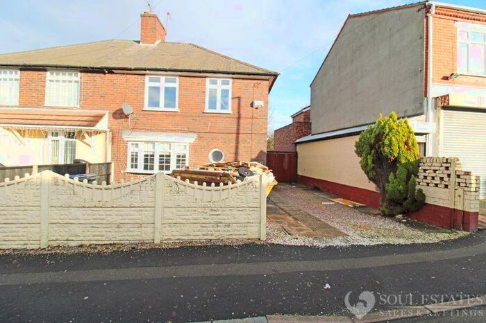 3 Bedroom Semi-Detached House To Rent In Law Street, West Bromwich, B71
