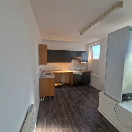 1 Bedroom Flat To Rent In Flat, Stanley Road, Bootle, L20