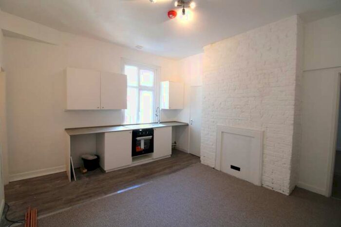 2 Bedroom Flat To Rent In Guildhall Street, Folkestone, CT20