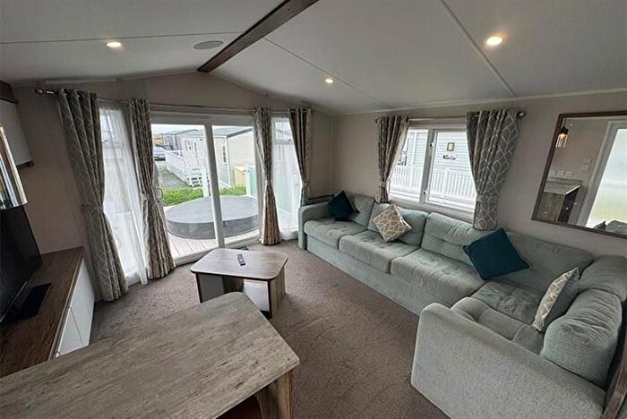 3 Bedroom Mobile/park Home For Sale In Loggans Road, Loggans, Hayle, TR27