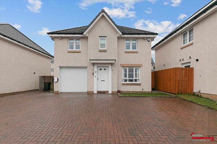 4 Bedroom Detached House For Sale In Pineta Drive, Thornton View, East Kilbride, G74