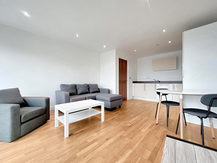 1 Bedroom Apartment To Rent In Aruba, Gotts Road, Leeds City Centre, LS12