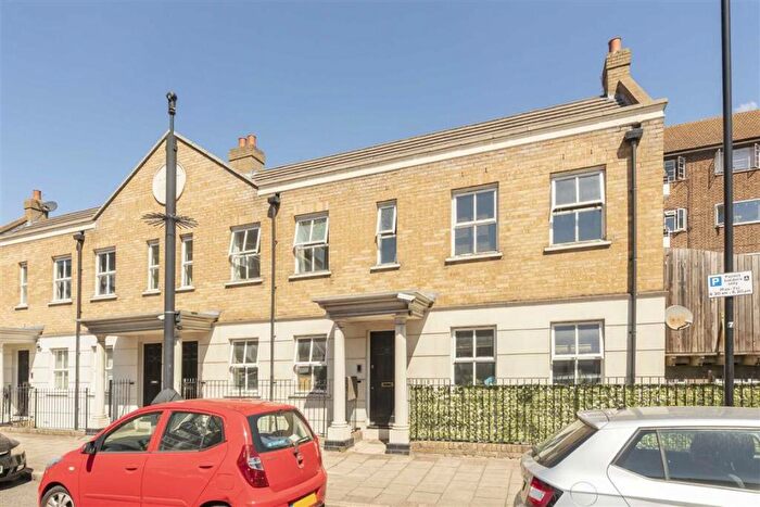 2 Bedroom Flat To Rent In Haberdasher Street, Hoxton, N1