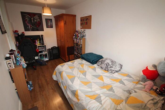 3 Bedroom Semi-Detached House For Sale In York Road, Colwyn Bay, LL29