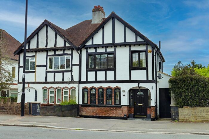 4 Bedroom Terraced House To Rent In Coulsdon Road, Old Coulsdon, Coulsdon, CR5