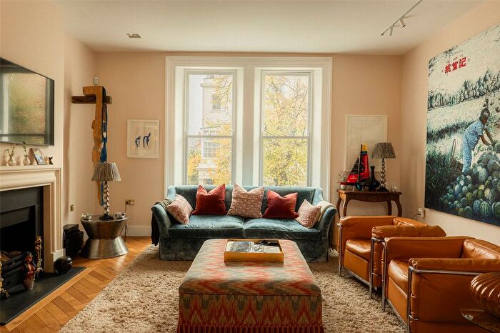 3 Bedroom Flat For Sale In Westbourne Grove, Notting Hill, London, W11