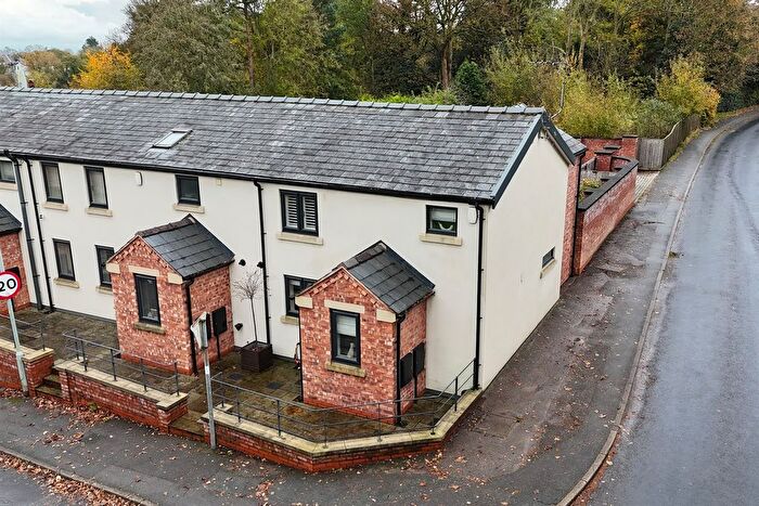 2 Bedroom End Of Terrace House For Sale In Crown Inn Cottages, Fingerpost Lane, Norley, Frodsham, WA6