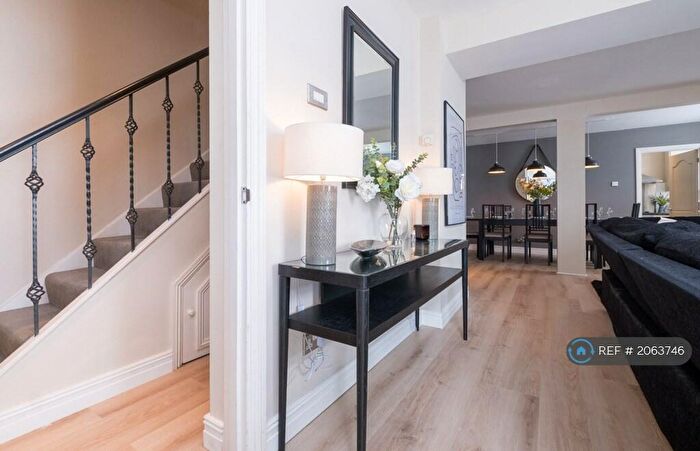 4 Bedroom Terraced House To Rent In Hampton Street, Brighton, BN1