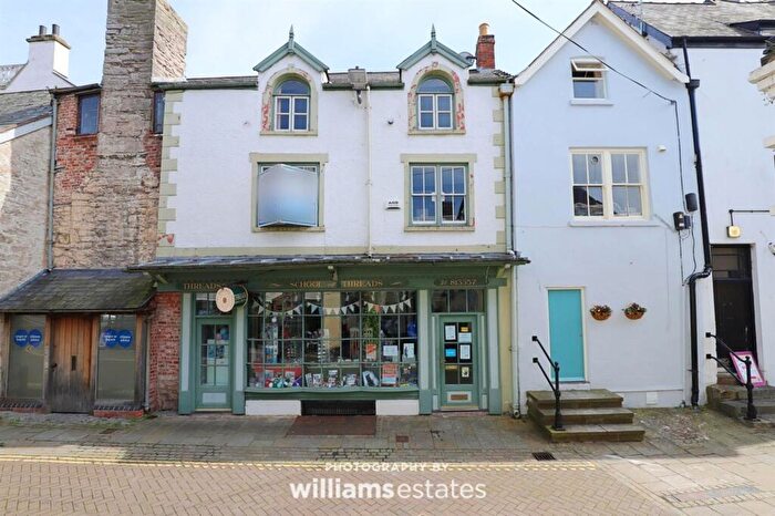 Property For Sale In Back Row, Denbigh, LL16