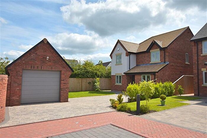 4 Bedroom Detached House To Rent In Maw Green Road, Crewe, CW1