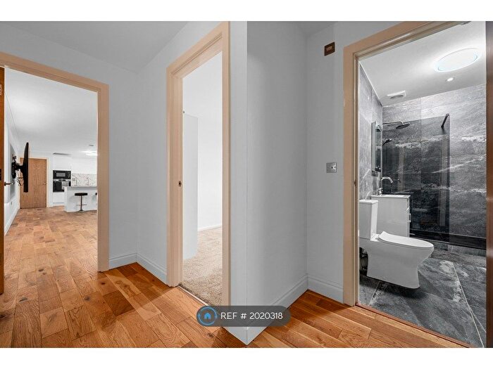 2 Bedroom Flat To Rent In Metropolitan House, Manchester, M16