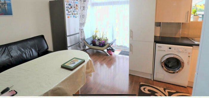 3 Bedroom Semi-Detached House To Rent In Crummock Gardens, London, NW9