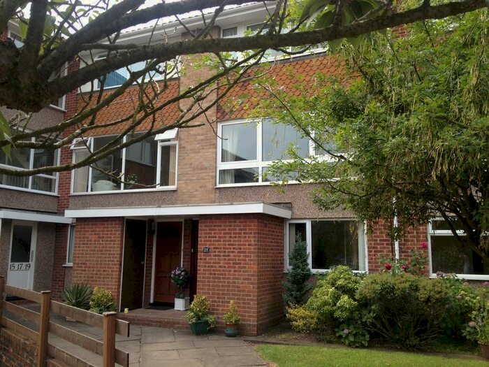 2 Bedroom Flat To Rent In Sutton Court, Little Sutton Lane, Sutton Coldfield, B75