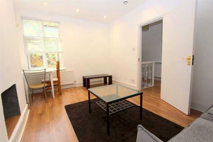 1 Bedroom Flat To Rent In Lascotts Road, London, N22