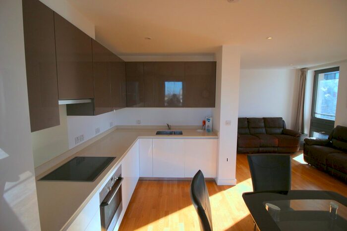 2 Bedroom Flat To Rent In Ravens Walk, London, E20