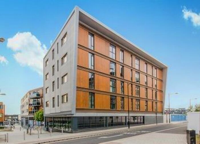 1 Bedroom Flat To Rent In Burgage Square, Wakefield, WF1