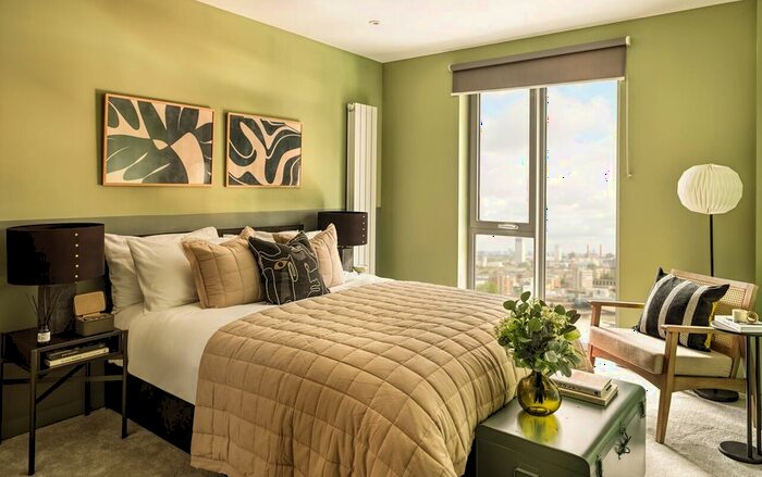 3 Bedroom Flat To Rent In New Acres, Wandsworth, SW18