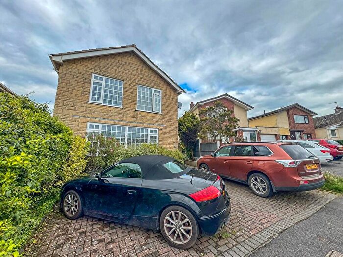 4 Bedroom Detached House For Sale In Brockley Crescent, Weston-super-Mare, Somerset, BS24