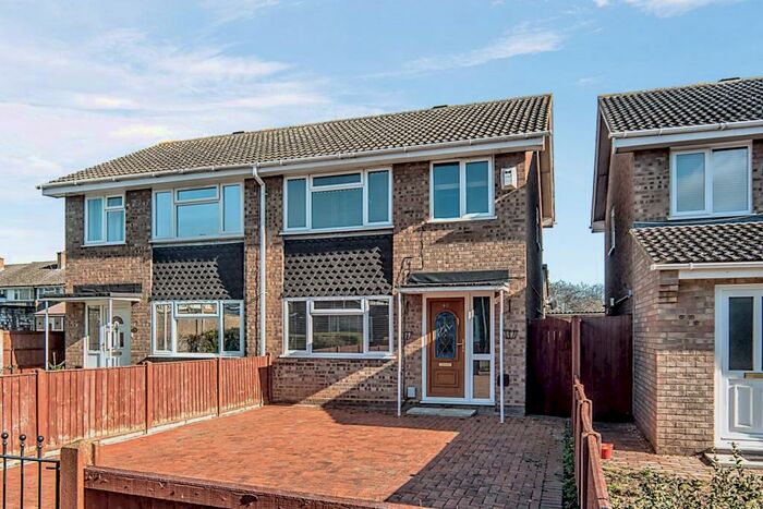 3 Bedroom Semi-Detached House To Rent In Cherry Walk, Kempston, MK42