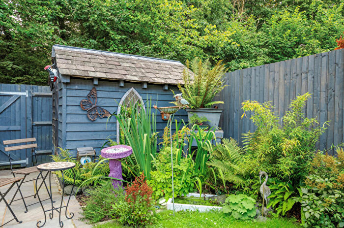 2 Bedroom End Of Terrace House For Sale In The Dell, East Grinstead, West Sussex, RH19